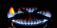 سبب تغير لون لهب الغاز من الأصفر إلى الأزرق أو البرتقالي